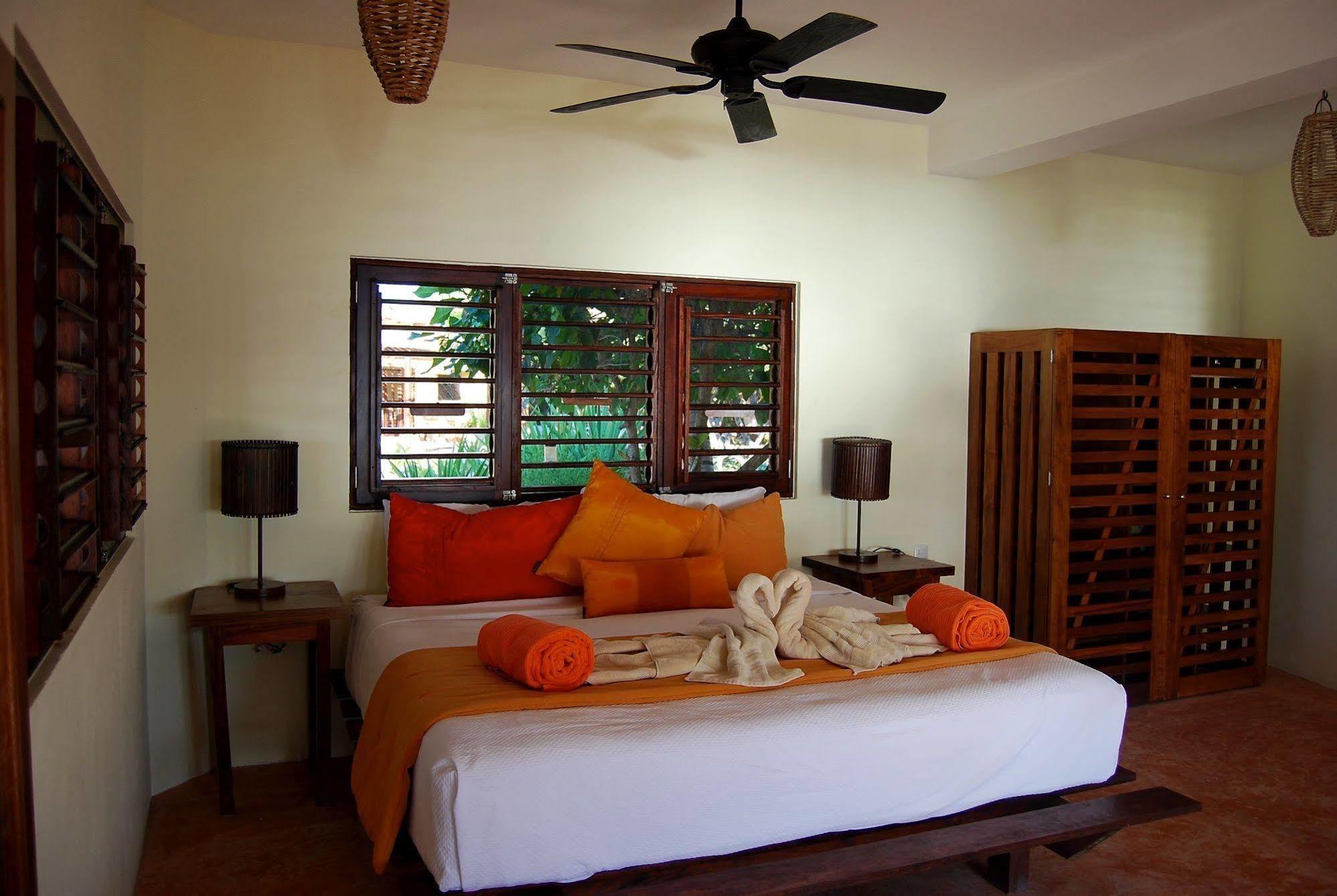 Hotel Sol Caribe Punta Allen Exterior foto
